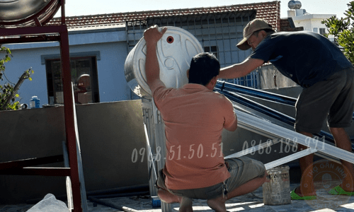 Sửa máy nước nóng năng lượng mặt trời tại Tây Ninh