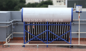 Sửa máy nước nóng năng lượng mặt trời bị rò nước-Thợ Gần Nhà 0968515051